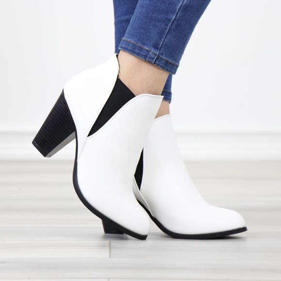 Chelsea Cone High Heel Ankle Boots White Synthetic Leather Pointed Toe - Picture 1 of 12